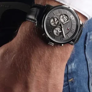 Montre Tommy Hilfiger pour Homme bracelet en cuir, argenté