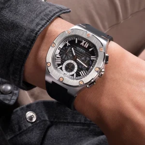 GUESS Mens Burgundy Gunmetal Multi-function Watch, GW0571G1