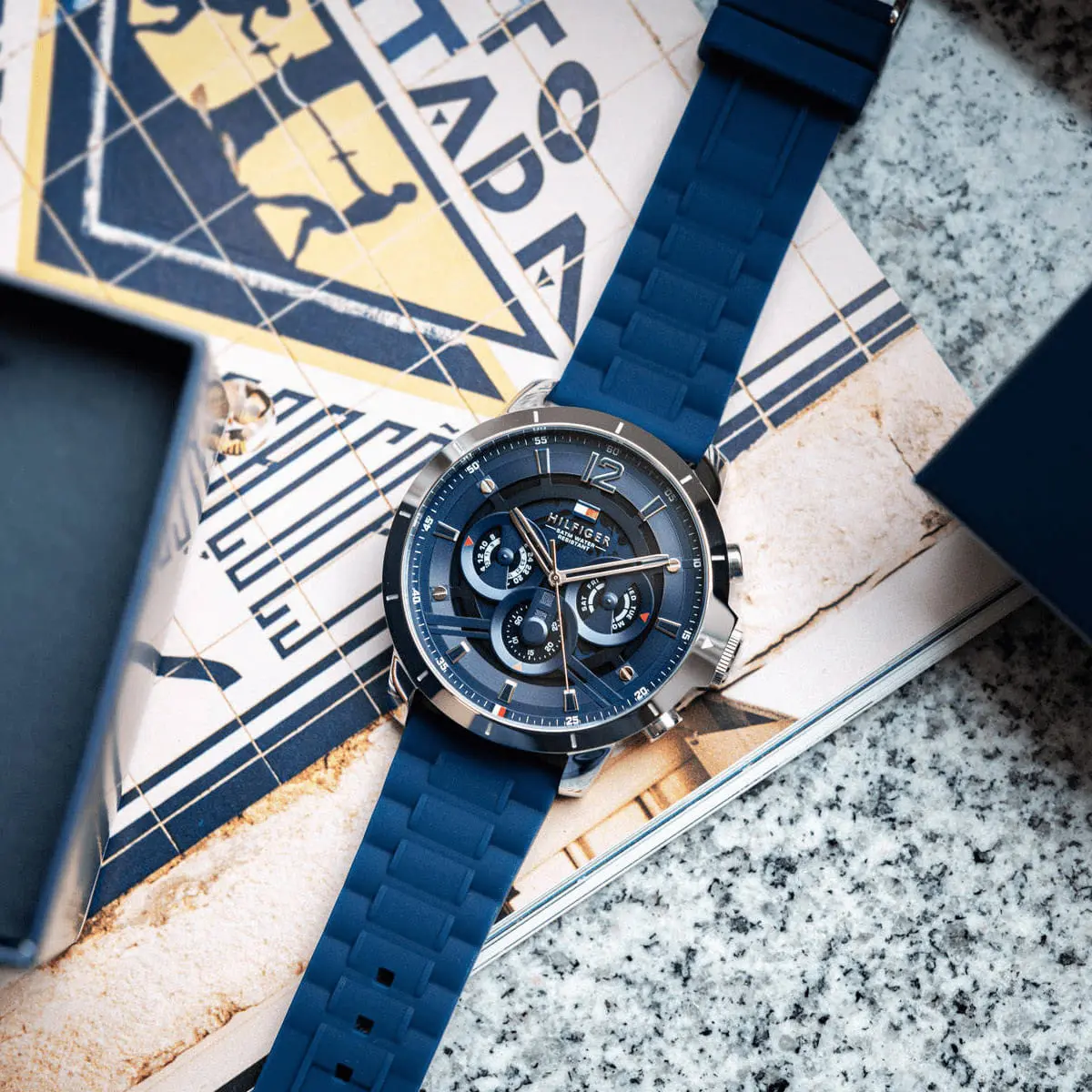 1710489-tommy-hilfiger-watch-men-blue-dial-rubber-strap-quartz-analog-chronograph-5atm-water-resistant-luca_4