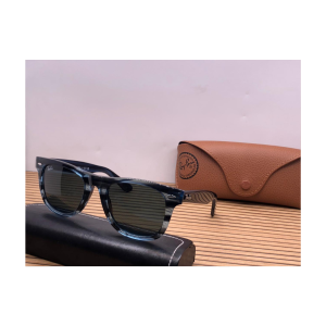 Ray-Ban – L’Allure du Luxe au Quotidien