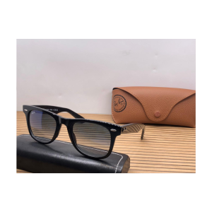 Lunettes Raffinées – Style et Excellence