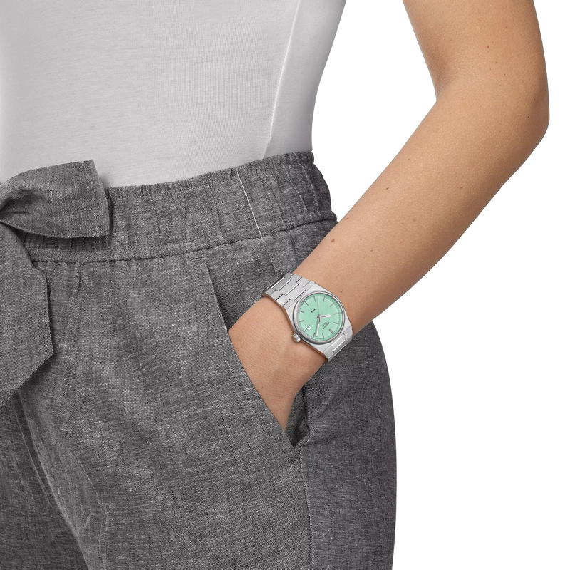 bd491b80-0571-40b3-9933-a20c88b57921_T137_210_11_091_00_WRIST