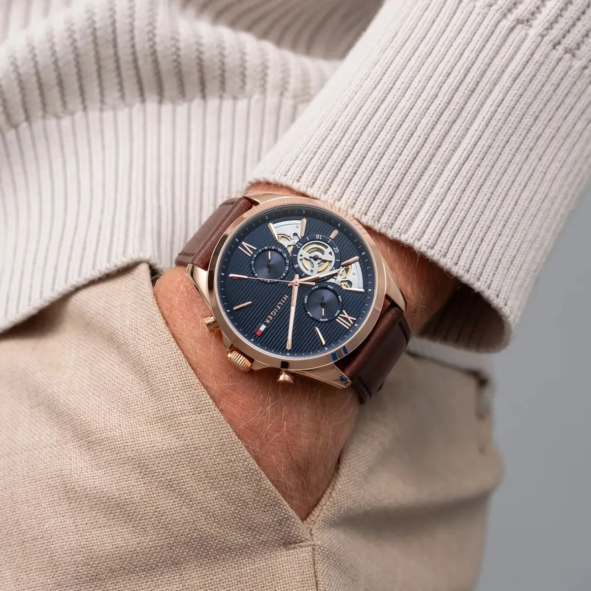 1710645-tommy-hilfiger-watch-men-blue-dial-leather-brown-strap-quartz-analog-baker_5