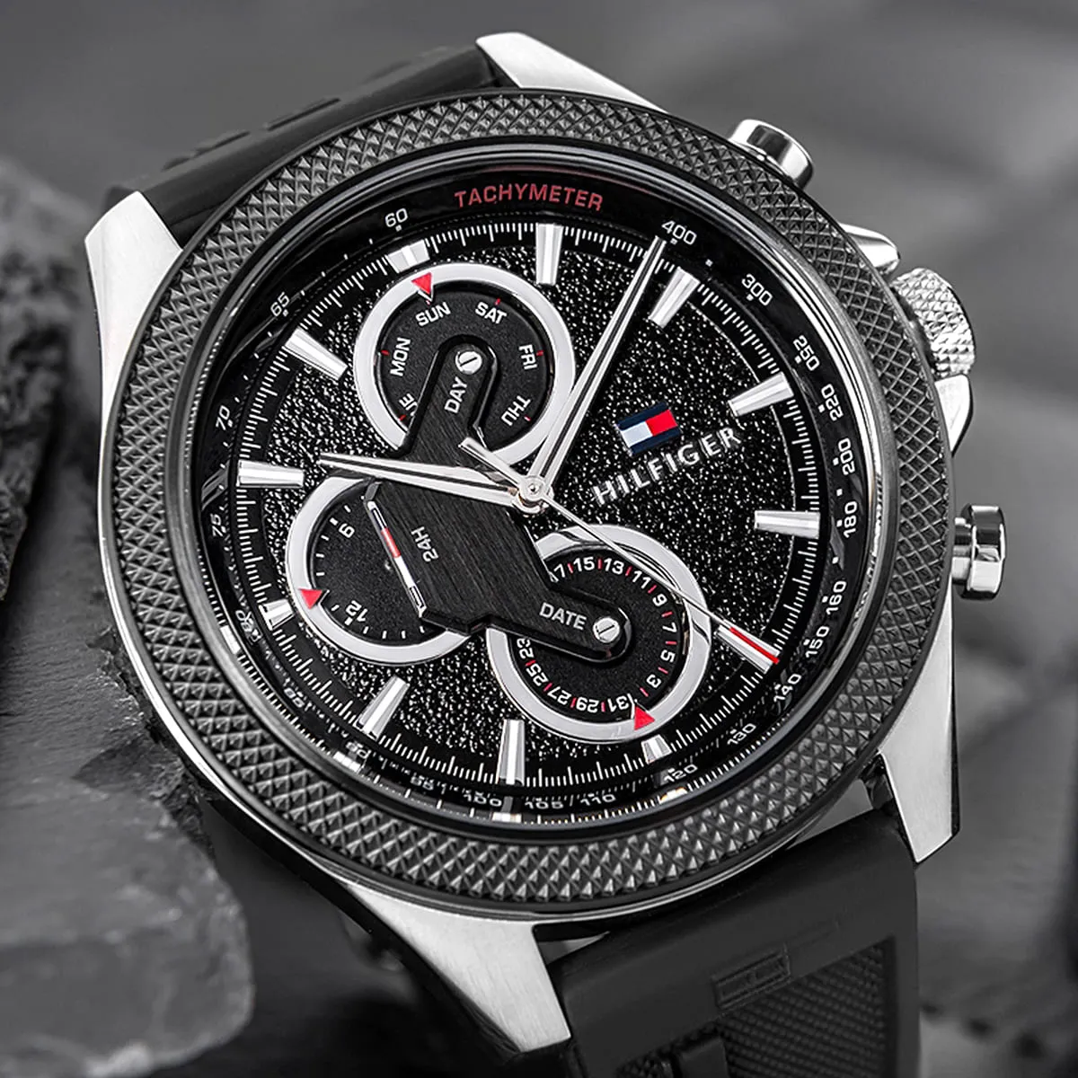 1792082-tommy-hilfiger-watch-men-black-dial-rubber-strap-quartz-battery-analog-clark_7