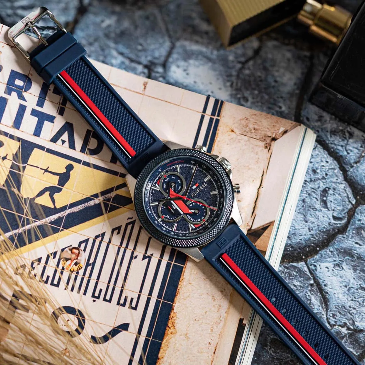 1792083-tommy-hilfiger-watch-men-blue-dial-rubber-strap-quartz-battery-analog-clark_5