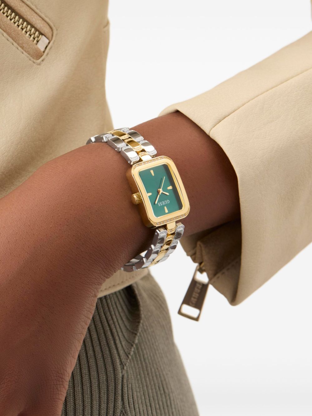 26958507_57848945_1000