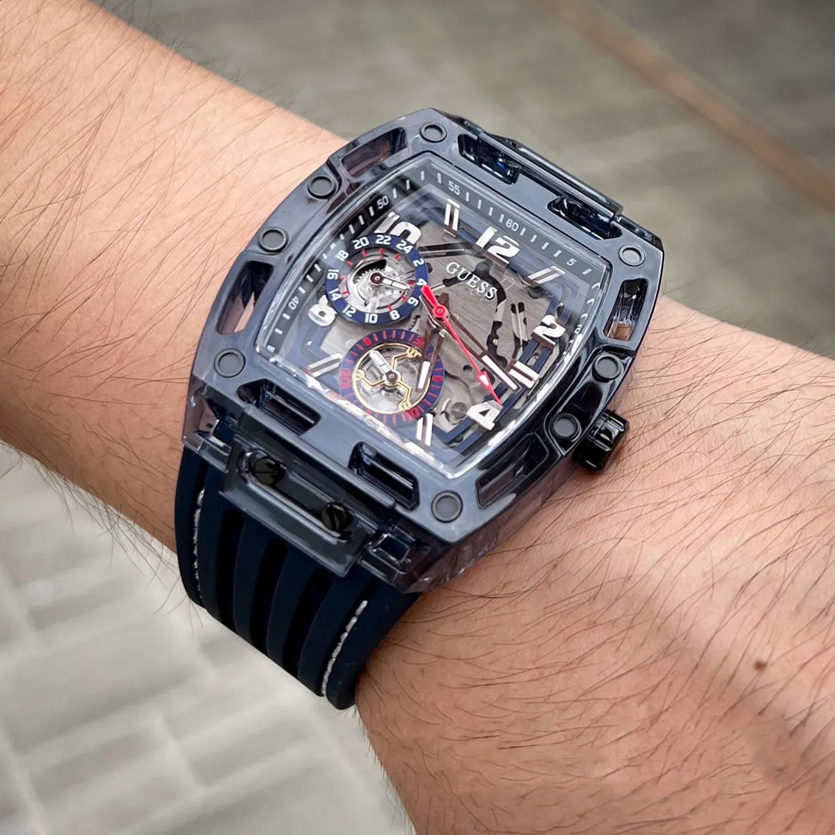 gw0499g1-guess-watch-men-square-blue-dial-rubber-strap-quartz-battery-analog-phoenix_10