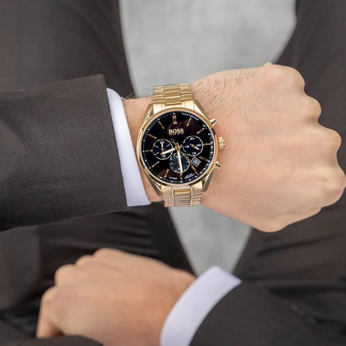 1513848-hugo-boss-watch-10bar-water-resistant-men-black-dial-metal-stainless-gold-strap-quartz-battery-analog-chronograph-champion_8 Montre Boss Champion Chronograph 1513848