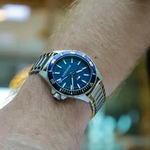 1792012 tommy hilfiger watch men blue dial metal stainless steel silver strap quartz battery analog three hand logan 7