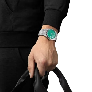 Montre Tissot PRX T137.407.11.091.01 homme – portée au poignet – Maroc