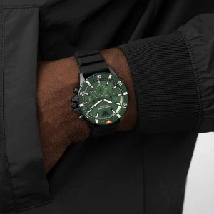 ar11463 emporio armani watch 100 meters men green dial rubber black strap quartz battery analog chronograph 20