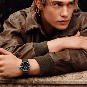 ar11638 emporio armani watch 100 meters men green dial rubber strap quartz analog world explorer 11