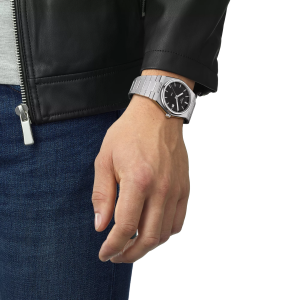 d62f7581 536e 4b2c ba35 9693130f9e5e T137 410 11 051 00 WRIST