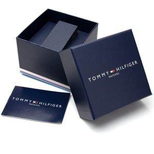 tommy hilfiger boite 600x600 1 (1)