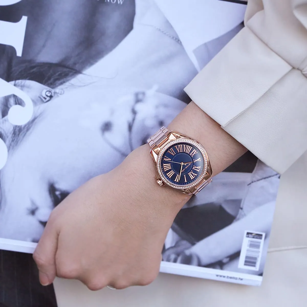 mk6930 michael kors watch women crystals blue dial metal stainless steel rose gold strap quartz battery analog three hand kacie 7 mk6930 michael kors watch women crystals blue dial metal stainless steel rose gold strap quartz battery analog three hand kacie 7