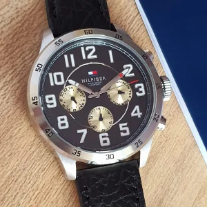 1791050 tommy hilfiger watch 5atm water resistant men black dial leather strap quartz battery analog trent 6