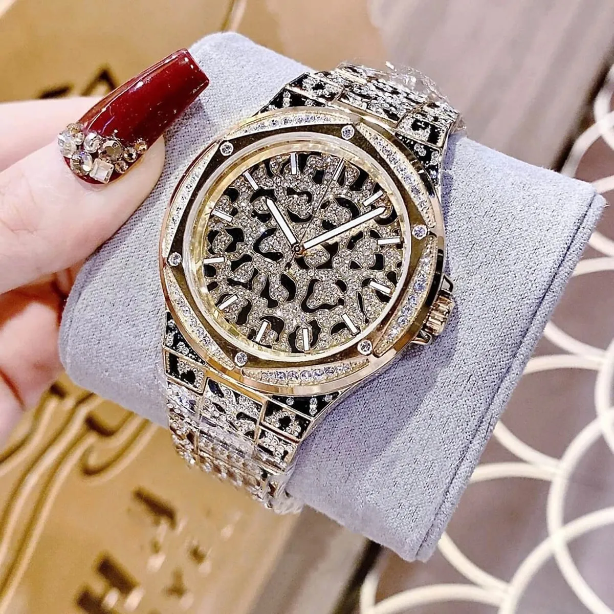 mk7284 michael kors watch women crystals multicolored dial metal stainless steel multi colored strap quartz battery analog three hand lennox 8 mk7284 michael kors watch women crystals multicolored dial metal stainless steel multi colored strap quartz battery analog three hand lennox 8