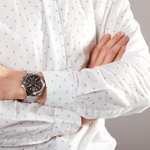 Montre Guess Surge W1258G1 homme – portée au poignet – Maroc